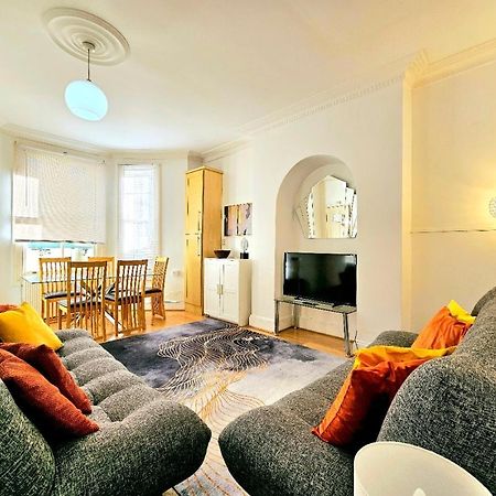 Spacious & Cosy 2 Bedroom Home Plus 2 Sofa-Beds With Private Entrance And Back Patio, 3 Min Walk To Earl'S Court Station London Eksteriør bilde