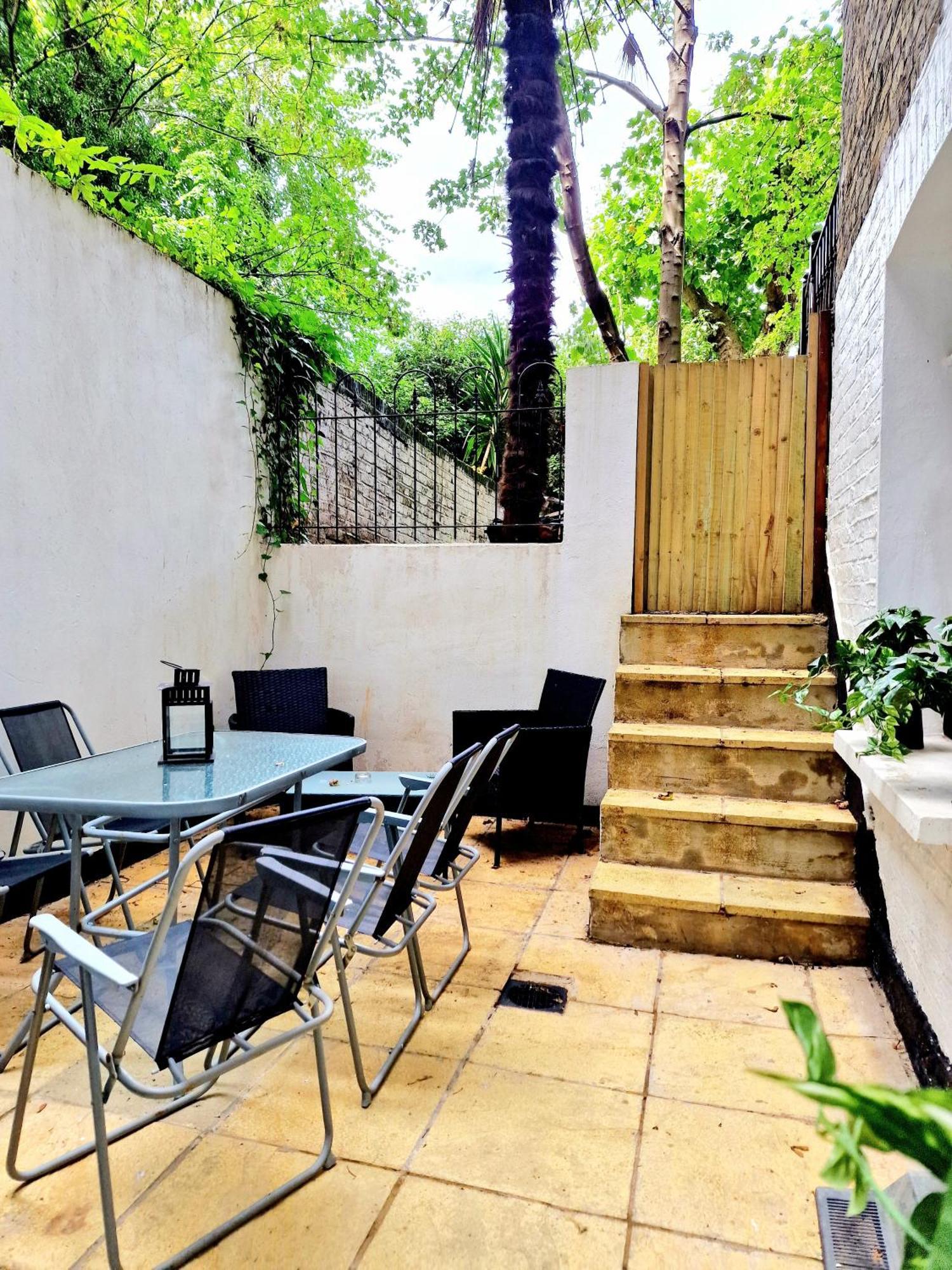 Spacious & Cosy 2 Bedroom Home Plus 2 Sofa-Beds With Private Entrance And Back Patio, 3 Min Walk To Earl'S Court Station London Eksteriør bilde