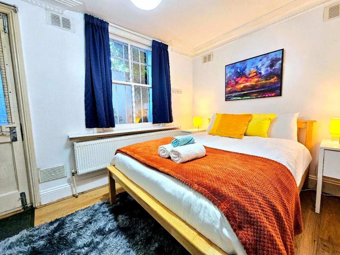 Spacious & Cosy 2 Bedroom Home Plus 2 Sofa-Beds With Private Entrance And Back Patio, 3 Min Walk To Earl'S Court Station London Eksteriør bilde