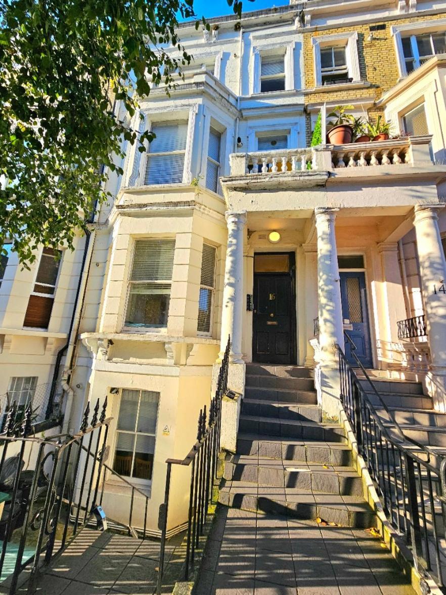 Spacious & Cosy 2 Bedroom Home Plus 2 Sofa-Beds With Private Entrance And Back Patio, 3 Min Walk To Earl'S Court Station London Eksteriør bilde
